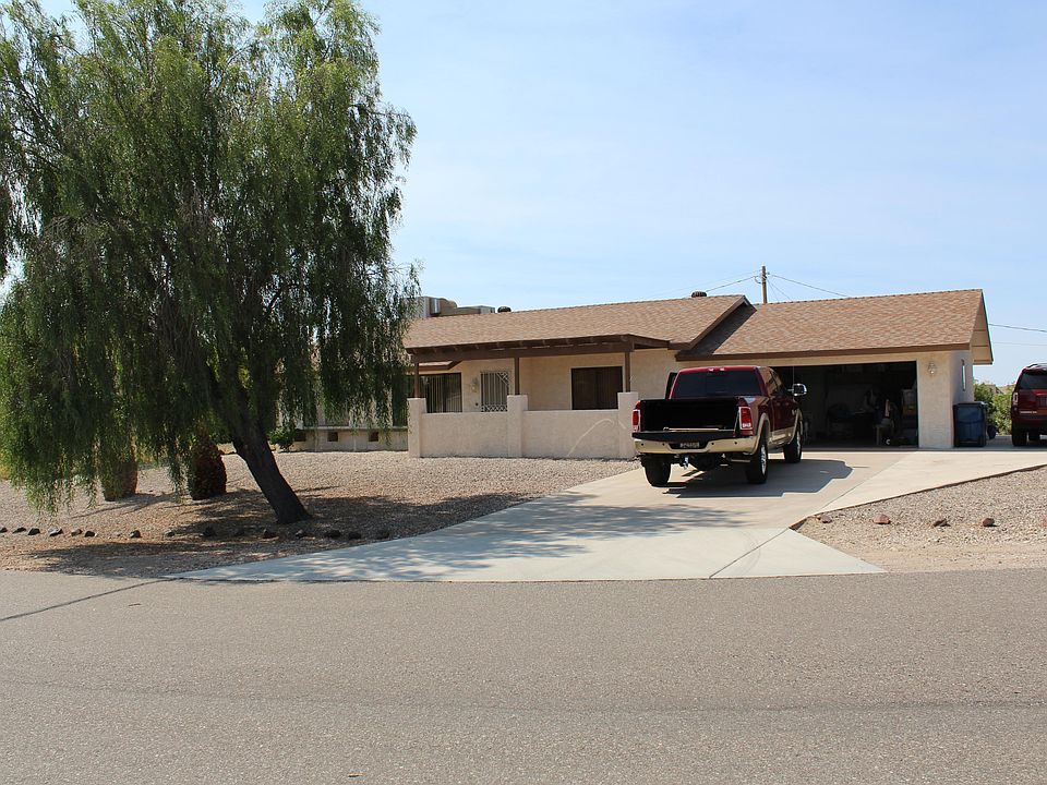1st image of 3553 Pioneer Dr