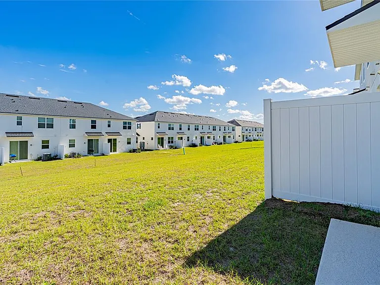 1187 Boardwalk Pl — Photo 10