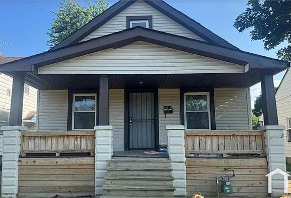 1st image of 14910 Kingsford Ave #1