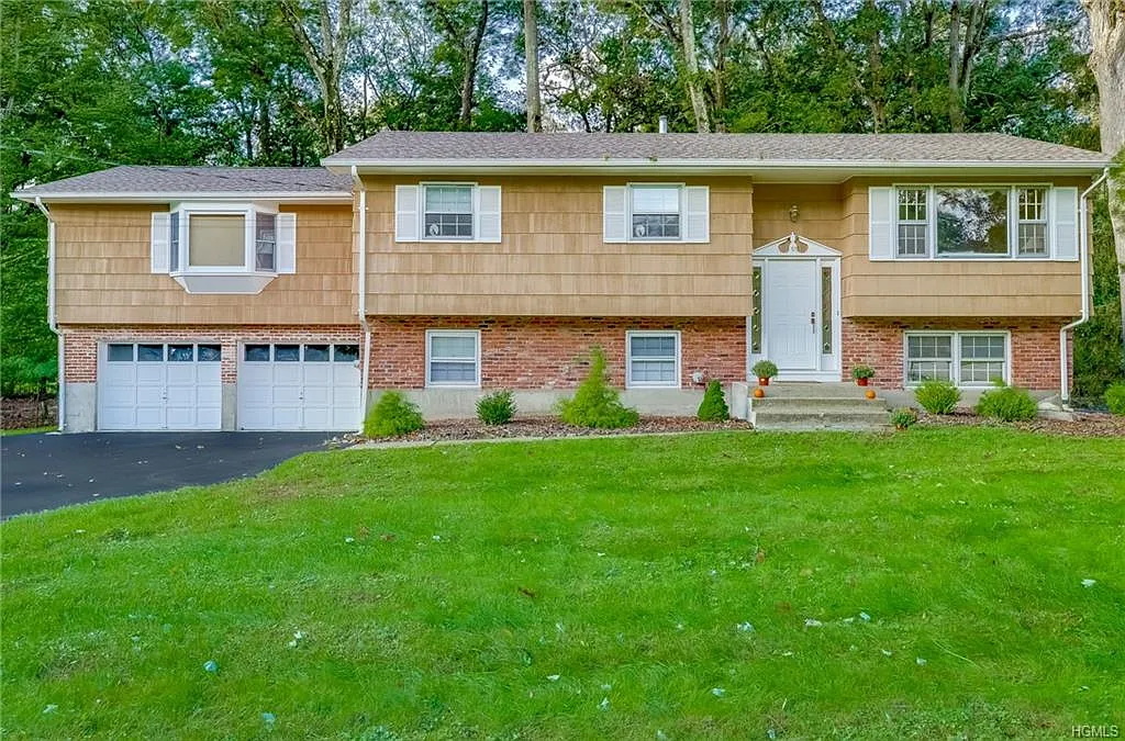 12 Montclair Ave photo 1