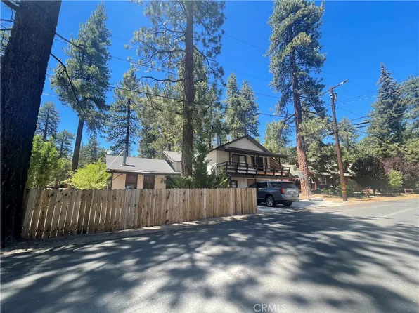 39164 Mohawk Dr, Fawnskin, CA 92333