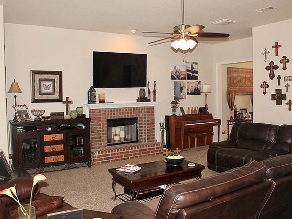 2nd image of 3008 San Marino Dr