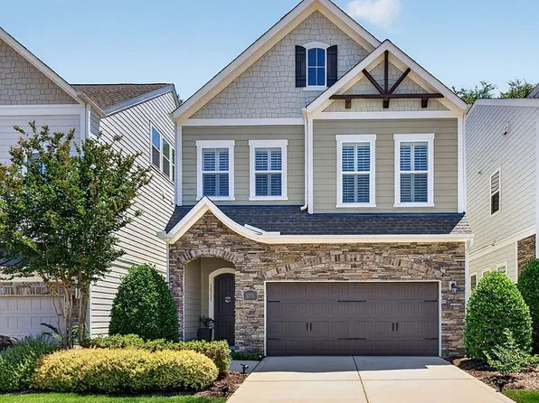 10731 Endhaven Village Dr, Charlotte, NC 28277