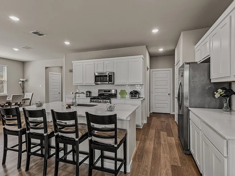 706 Melody Hill Dr — Photo 10