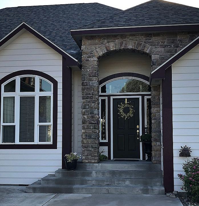 2nd image of 2712 Road 84