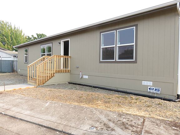 2nd image of 300 Western St SE #18