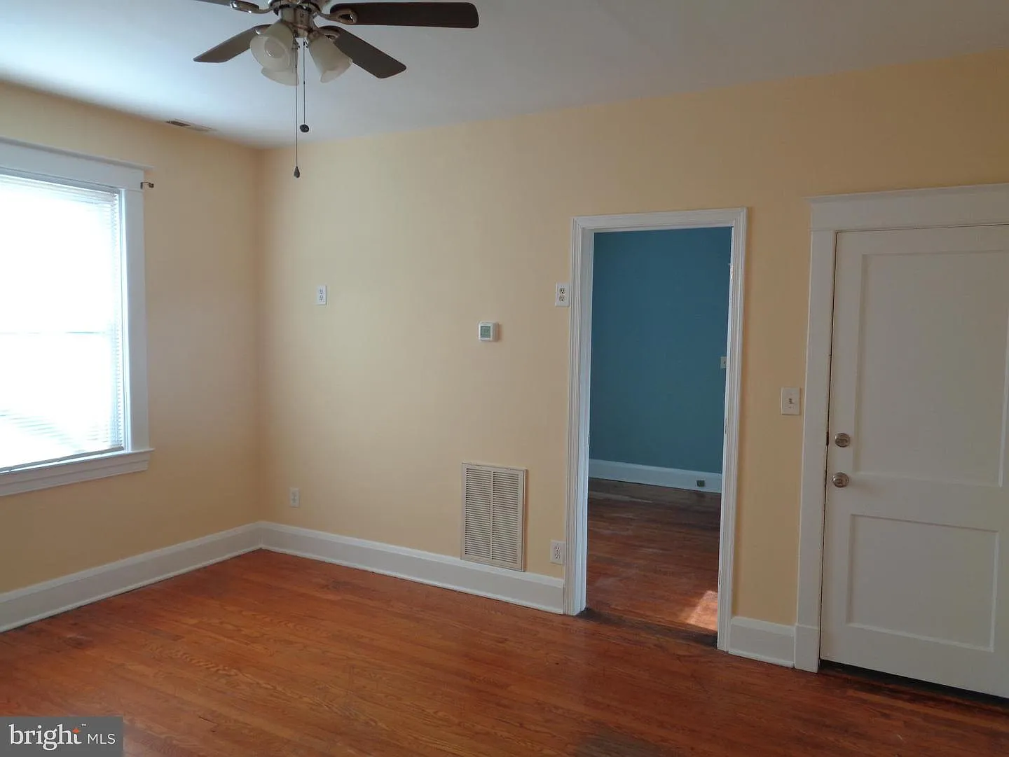1 bed, 1.0 bath, 800 sqft, $1,200 — Photo 2