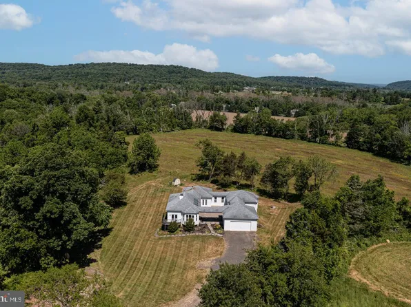 1141 Slack Rd, Newtown, PA 18940