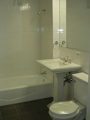 Rented by Stonehenge NYC LLC | media 25