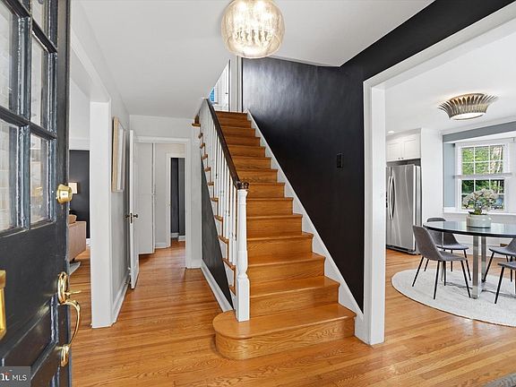 5th image of 24 Airdale Rd