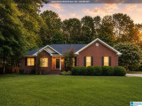 204 Hazel Creek Trl, Anniston, AL 36207