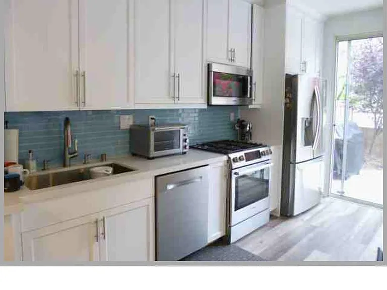 4716 Caminito Girasol — Photo 7