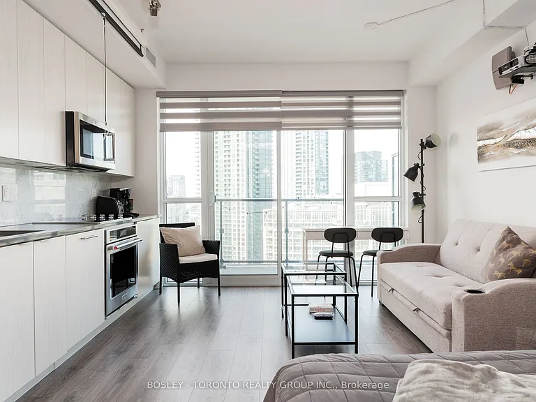 38 Iannuzzi St #2002 — Photo 4