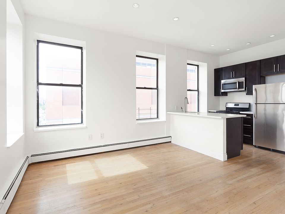 1st image of 321 Lenox Ave #3E