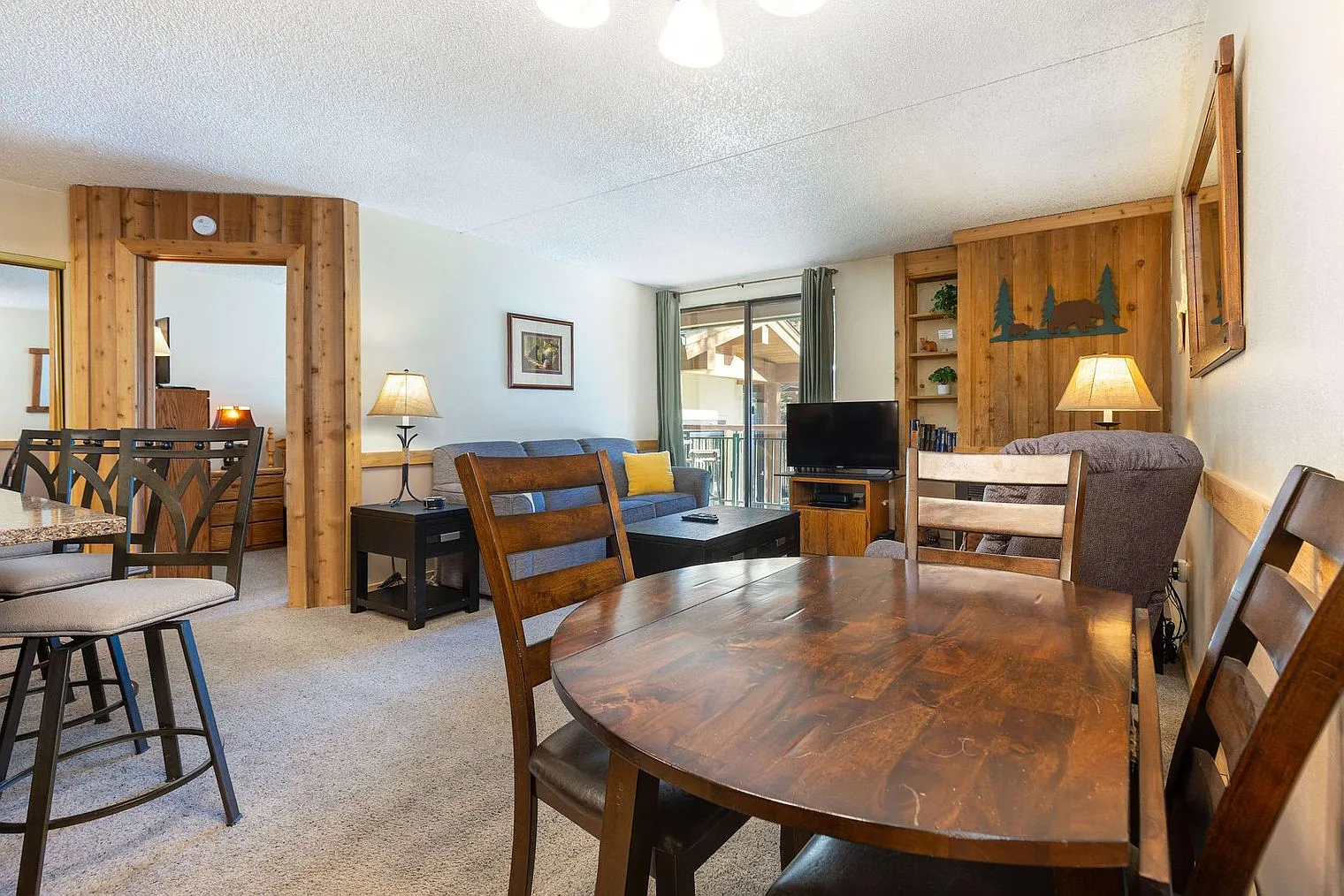 1 bed, 1.0 bath, $2,319 — Photo 2