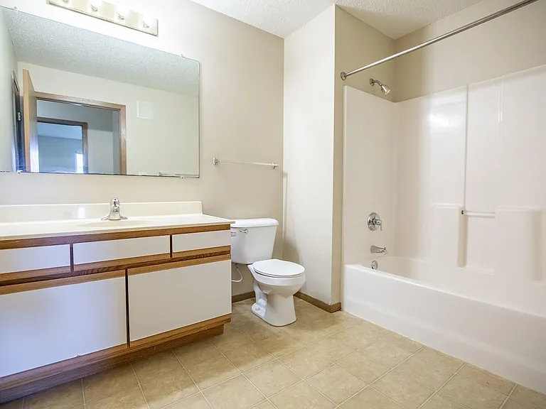 2140 Xavier St — Photo 14