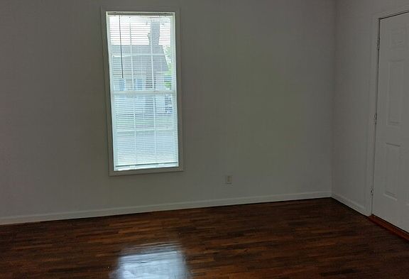 5th image of 3701 Dubose St SW