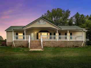 888 Haskins Chapel Rd, Lewisburg, TN 37091