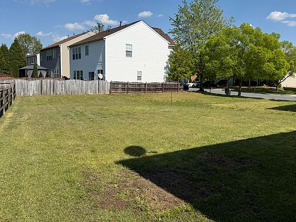 2nd image of 2810 Azalea Hills Dr