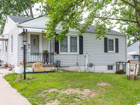4117 Polk St, Omaha, NE 68107
