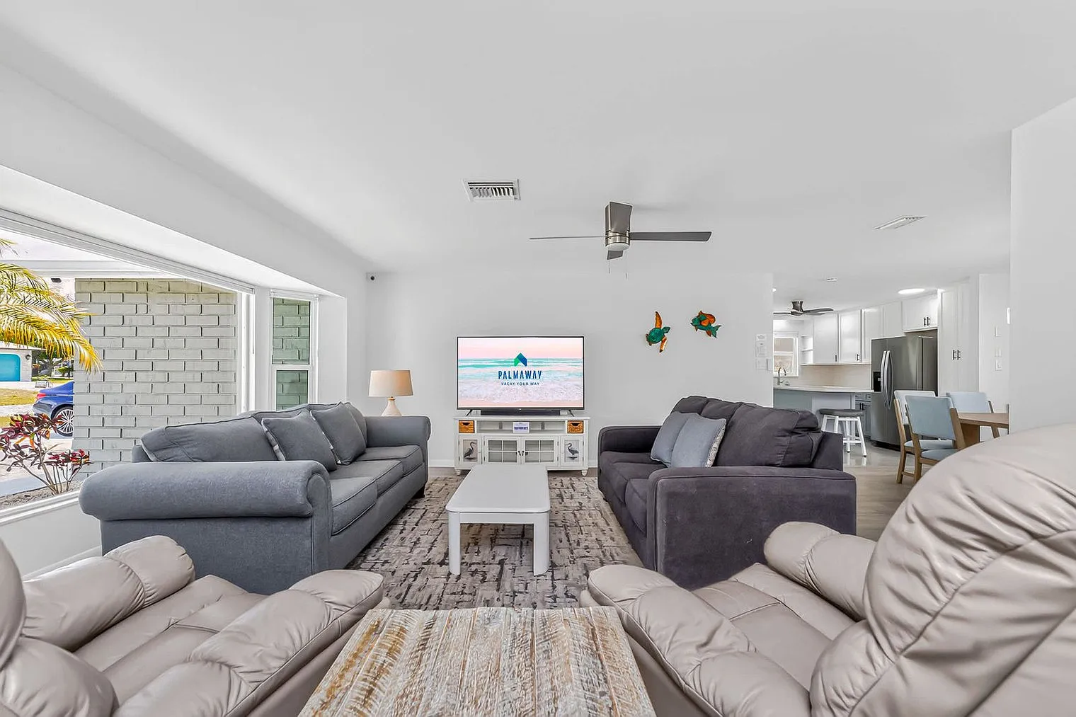 3 bed, 2.0 bath, 2023 sqft, $3,983 — Photo 3