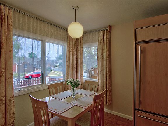 5th image of 8752 Pampa St