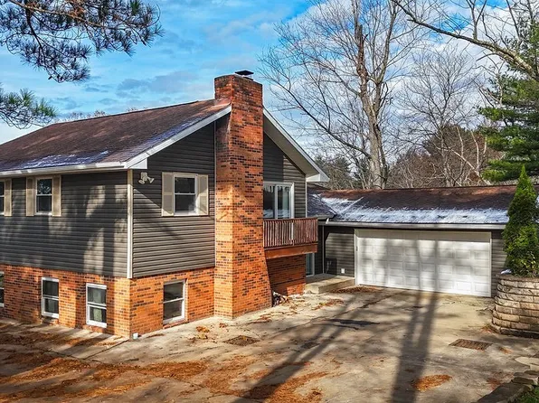 240 Woodland Acres Rd, Marietta, OH 45750