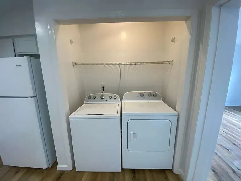 5 E Pinecrest Dr #302 — Photo 5