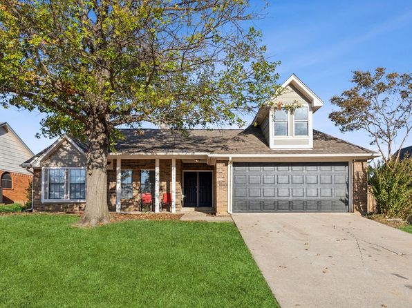 3506 Meadowview Dr, Corinth, TX 76210