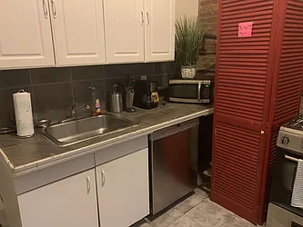 Rented by Flatiron Real Estate Advisors LLC