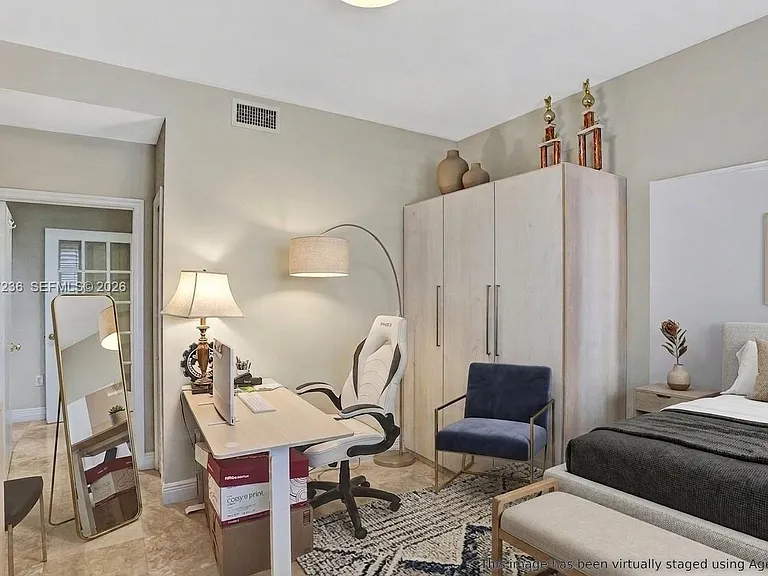1534 Palancia Ave — Photo 46