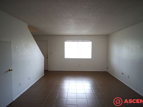 4th image of 117 Hughes Ave #A