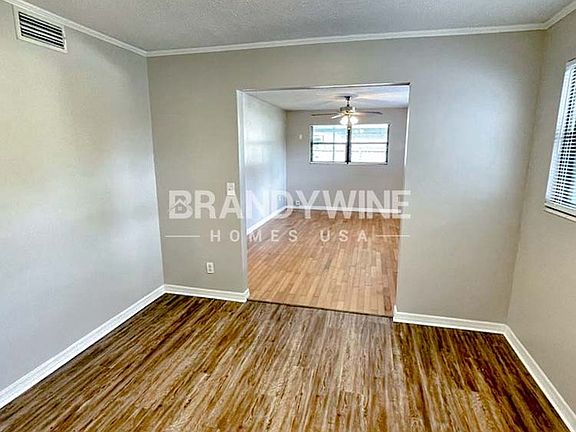 3rd image of 6642 Lucente Dr