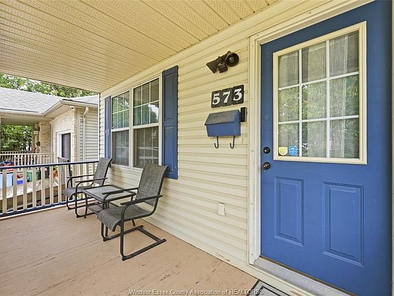 3rd image of 573 Pall Mall St