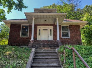 292 Goffle Rd, Hawthorne, NJ 07506