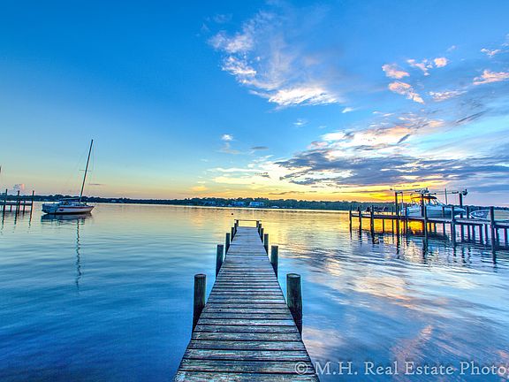 4th image of 1119 Bayshore Dr