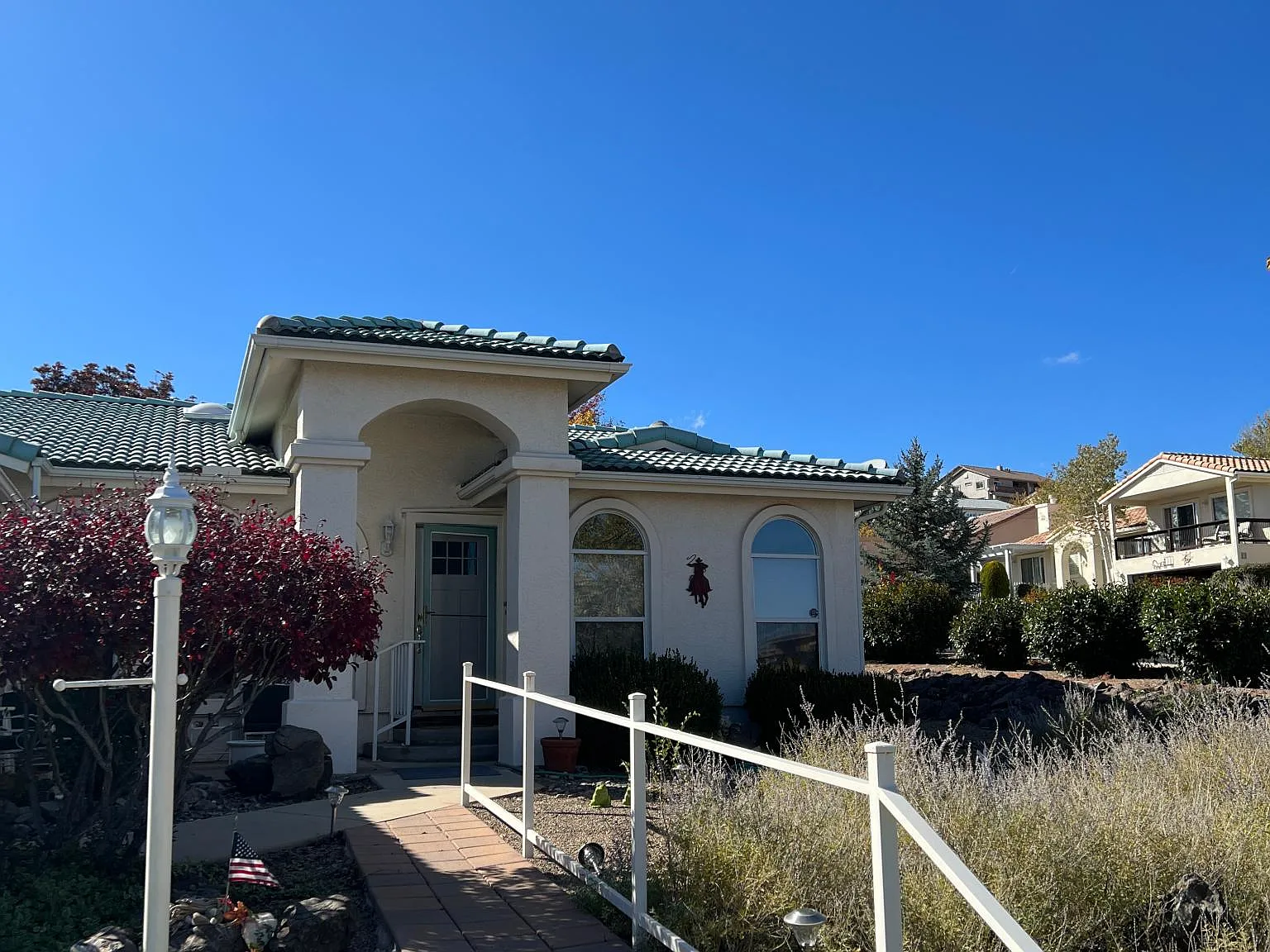 3 bed, 1556 sqft, $880 — Photo 2