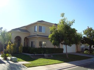 2121 Paramont Way, Modesto, CA 95355