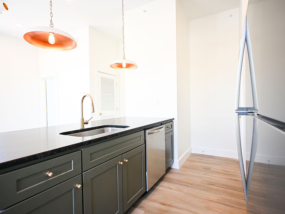 1st image of 2307 Bedford Ave #1