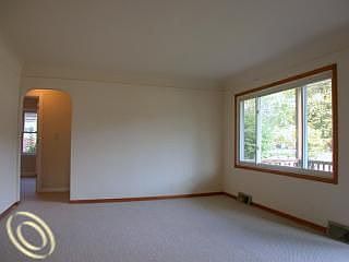 4th image of 1128 Genesee Dr