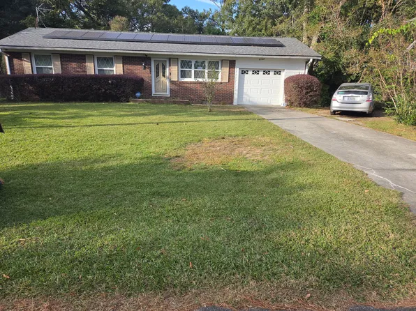 2140 Clayton Dr, Charleston, SC 29414