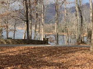 26 Stonecrest Cir, Hiawassee, GA 30546