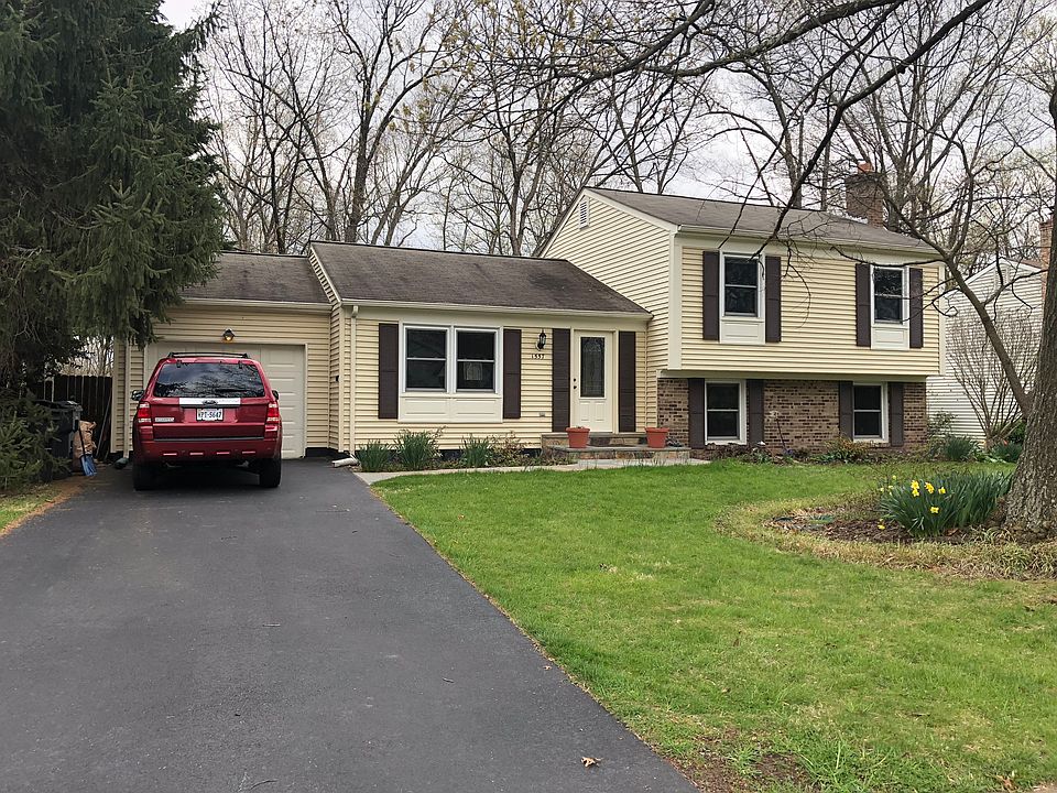 1st image of 1557 Hiddenbrook Dr