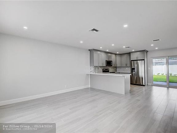 4th image of 237 Neptune Ave #2-1