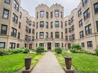 7074 N Wolcott Ave #2, Chicago, IL 60626