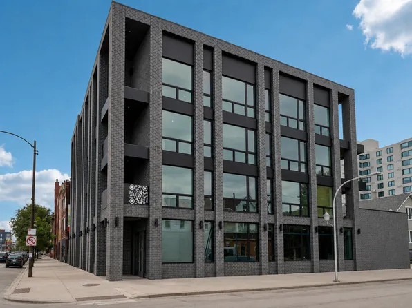 2072 N Western Ave #Penthouse 403, Chicago, IL 60647