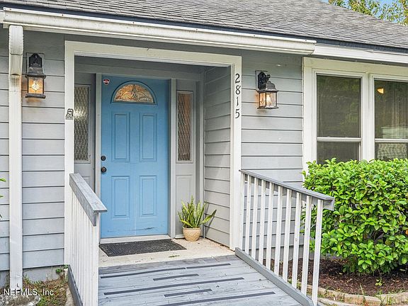 3rd image of 2815 MANDARIN MEADOWS Drive N