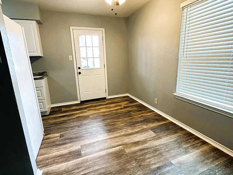 103 Redbud Ct — Photo 6