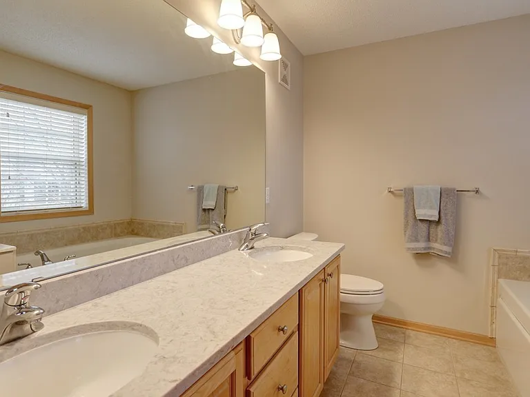 11272 Preswick Blvd — Photo 11