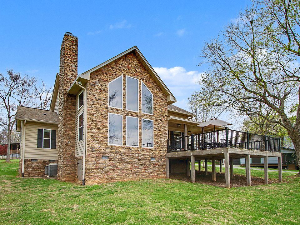 1st image of 1379 Paradise Ln